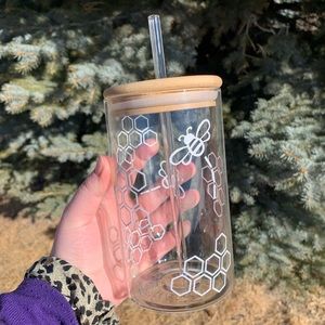 Glass cup with bamboo lid